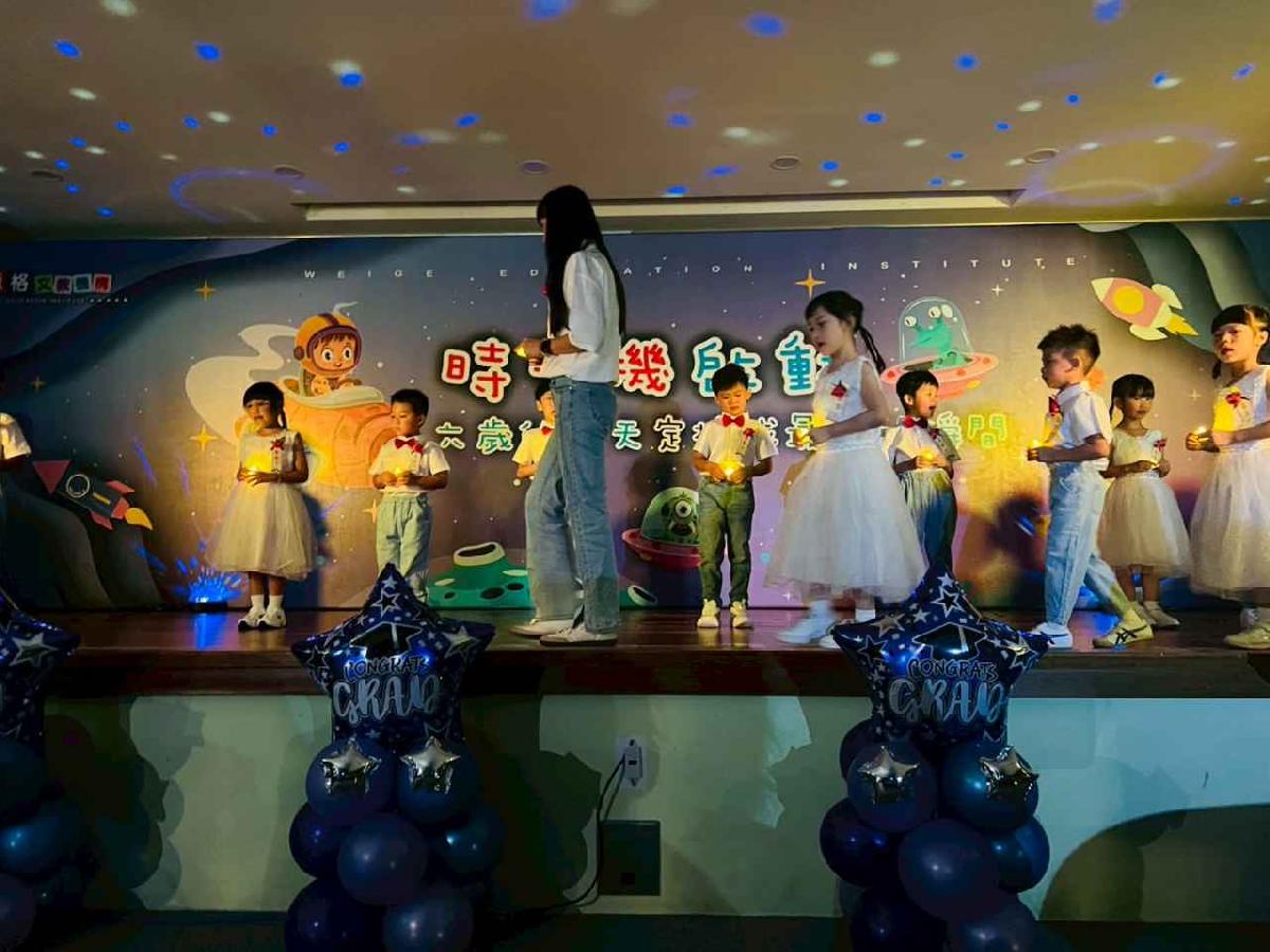 line_album_1150712珊瑚班畢業典禮_260714_210