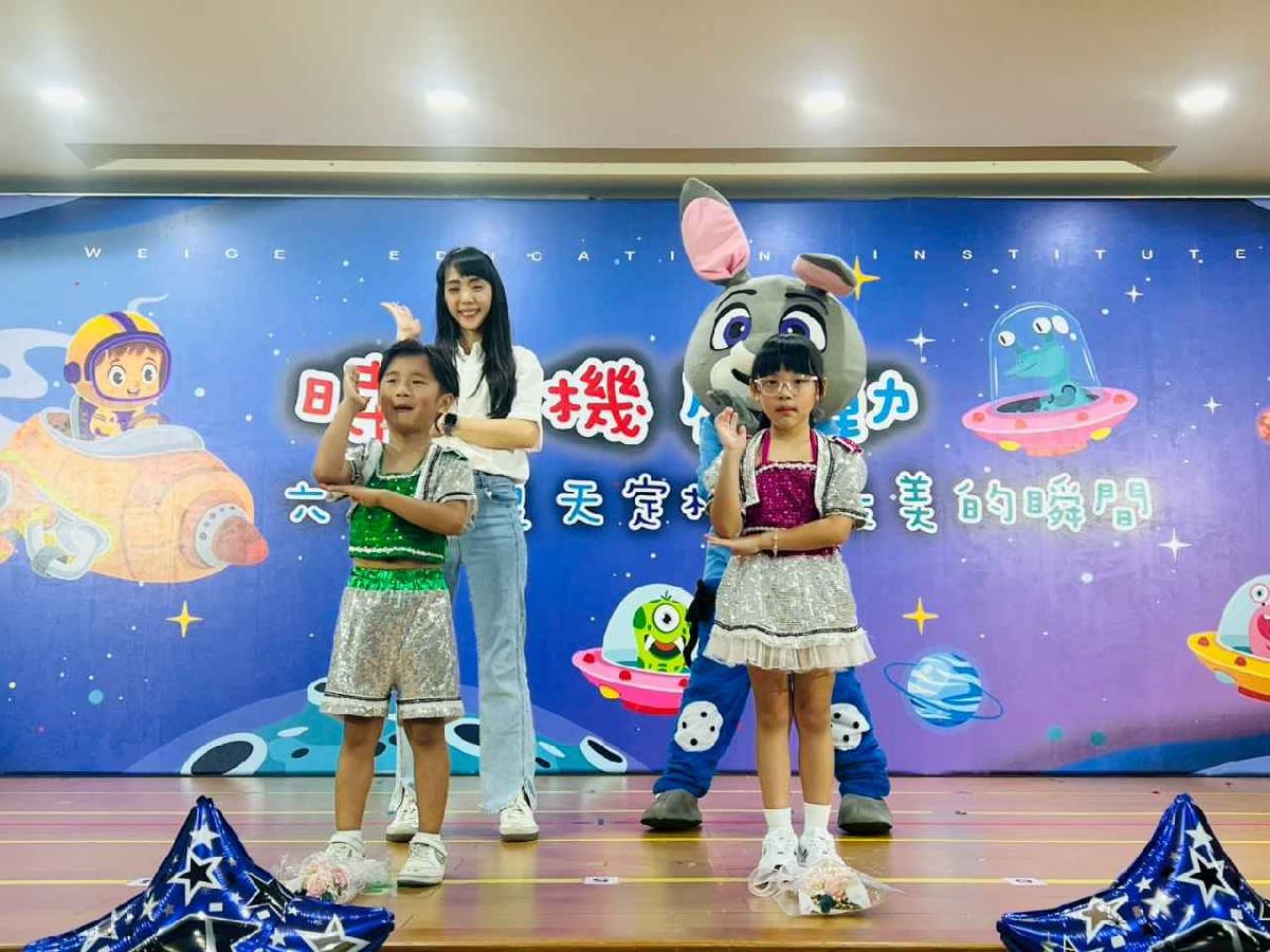 line_album_1150712珊瑚班畢業典禮_260714_244